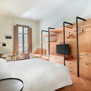 Zimmer mit Kingsize-Bett